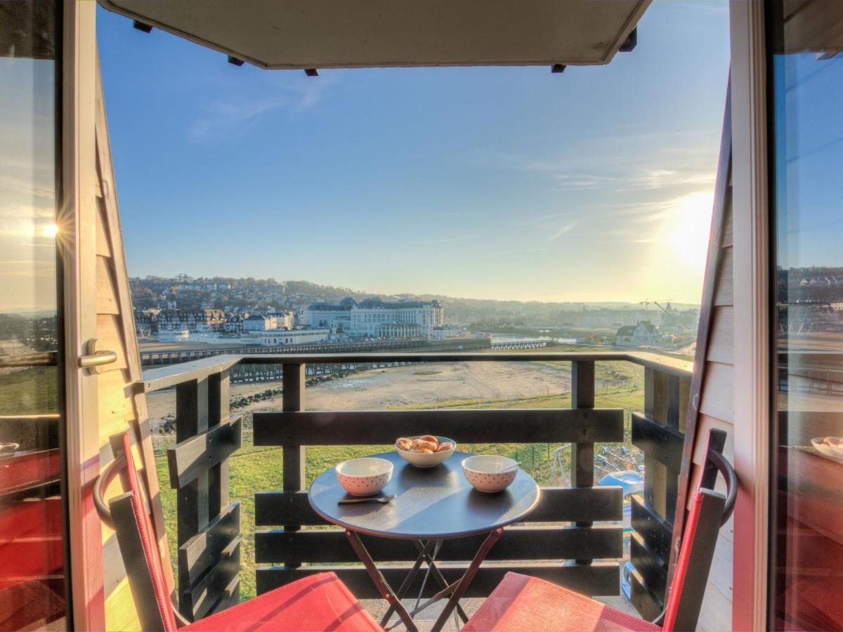 Apartment Les Marinas-6 By Interhome Довиль Экстерьер фото